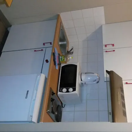 Gardens - Budget Single Apartment Leuven
